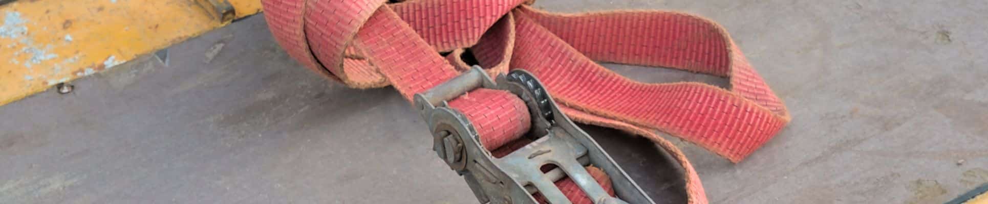 What To Know About Horizontal vs. Vertical E-track Straps What To Know About Horizontal vs. Vertical E-track Straps